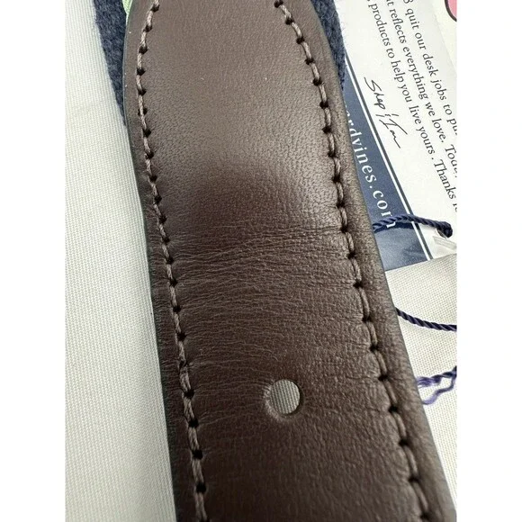 Vineyard Vines Belt Mens 30 Golf Tees Balls Brown Leather Blue Canvas NWT - Picture 4 of 10